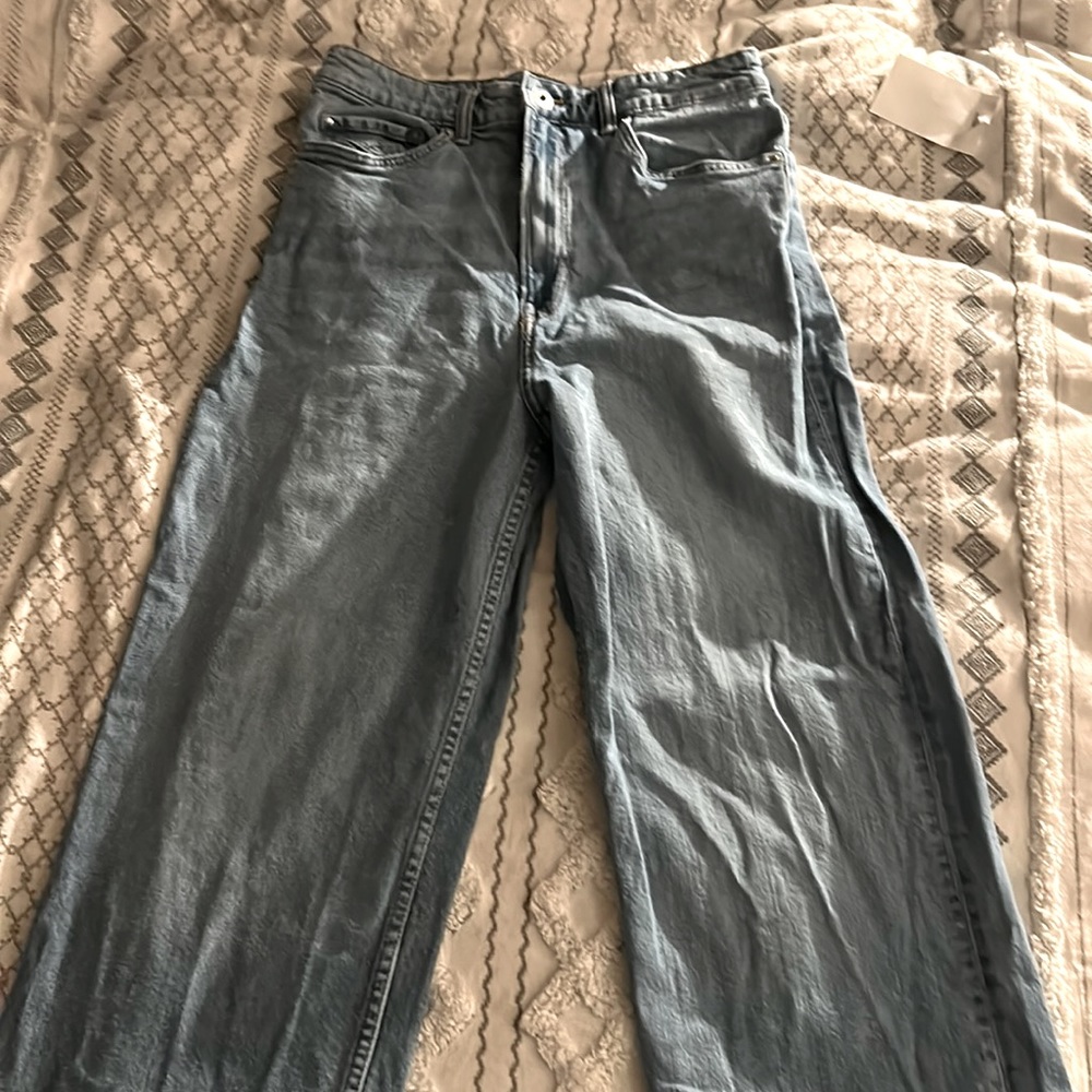blue jeans, size 28, from h and m, in good condition